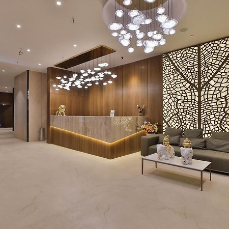 Hotel Elements 苏拉特 外观 照片
