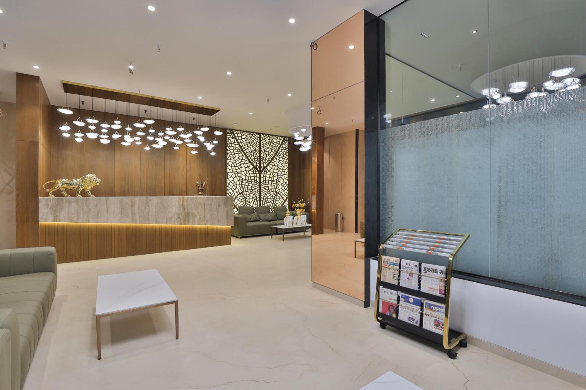 Hotel Elements 苏拉特 外观 照片