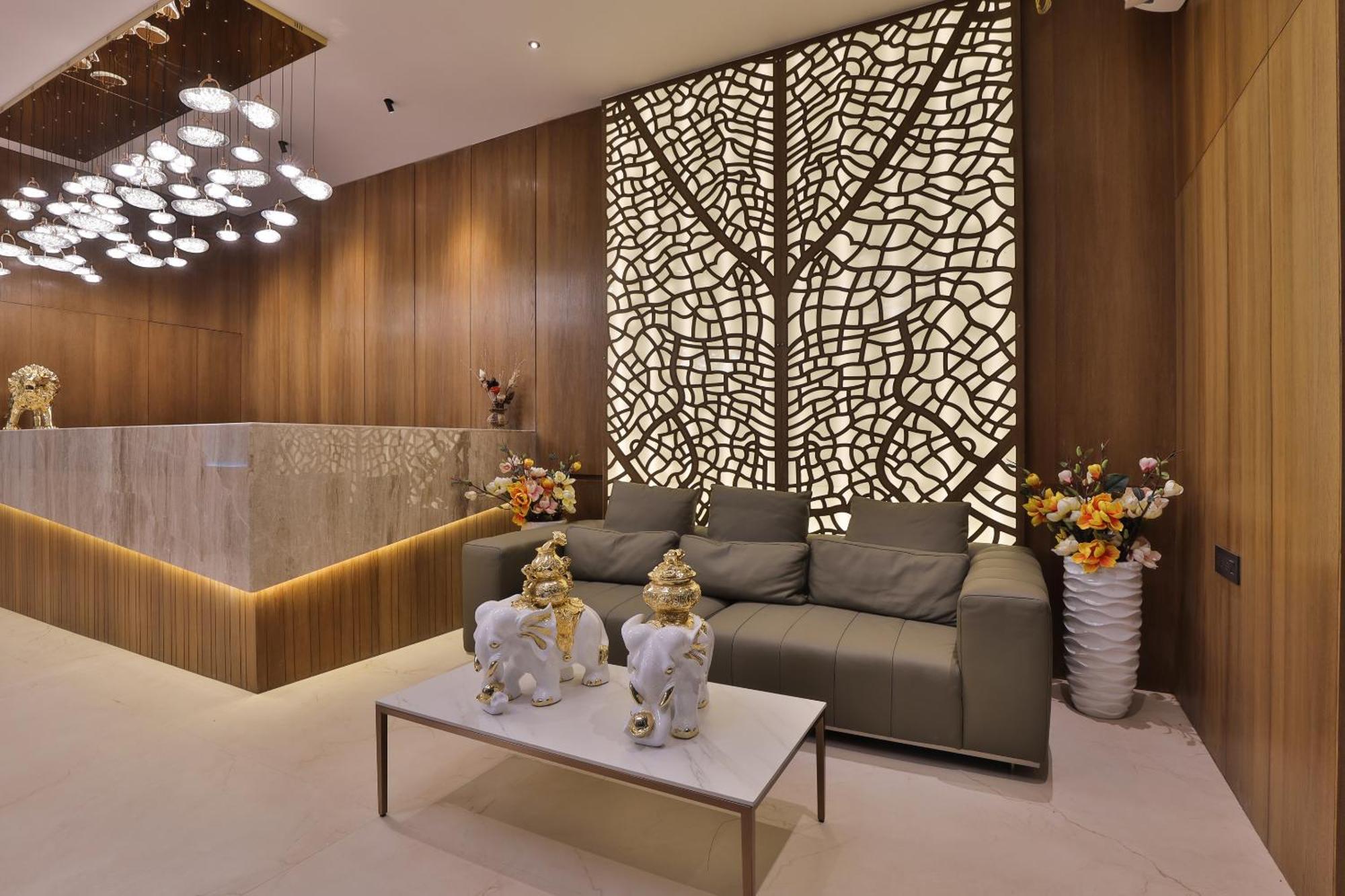 Hotel Elements 苏拉特 外观 照片