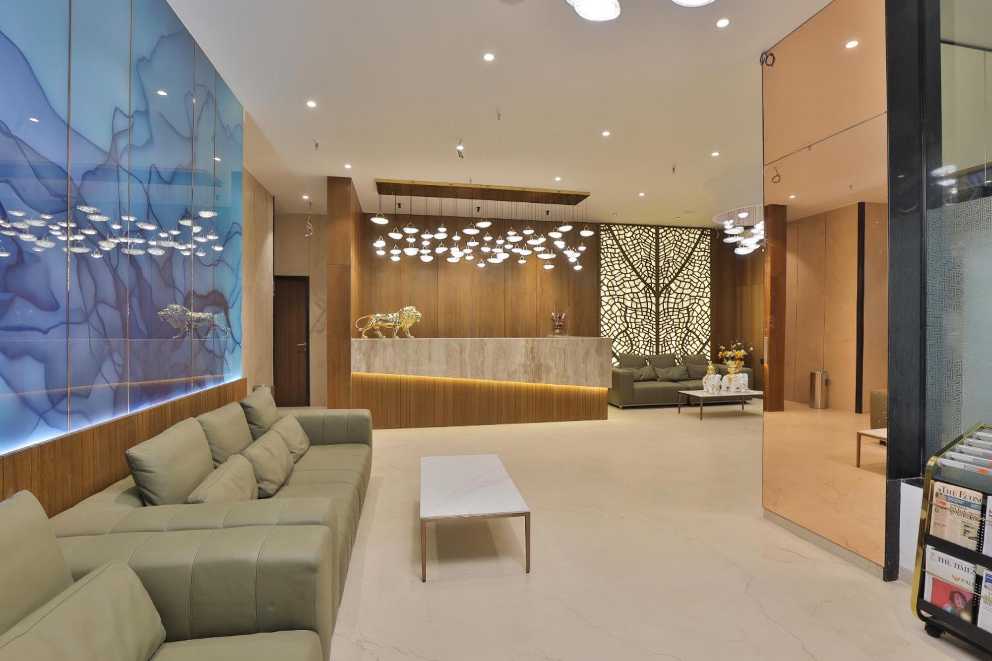 Hotel Elements 苏拉特 外观 照片
